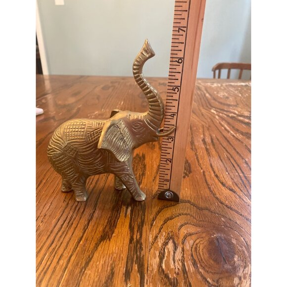Brass Elephant Figurine With Intricate Carvings & Raised Trunk Vintage Decorativ - Picture 6 of 6